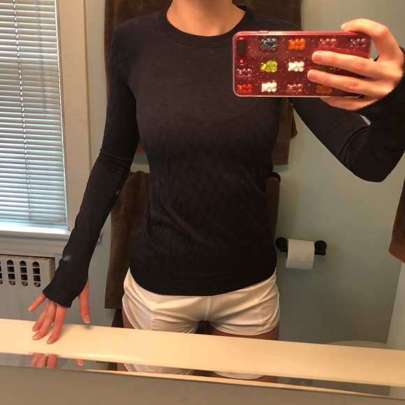 Lululemon Rest Less Pullover - Picture 9 of 9